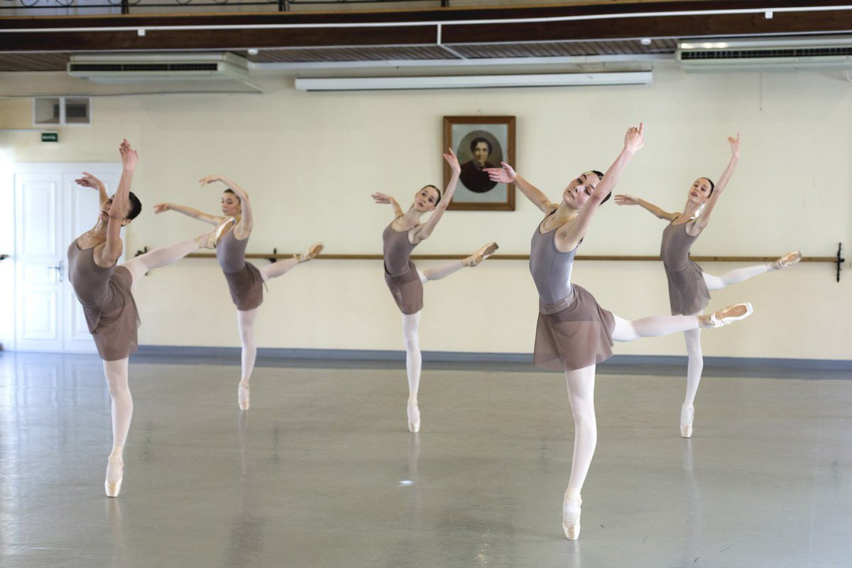 Класс балета Vaganova Ballet Academy