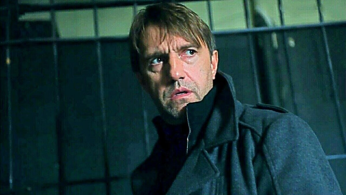 водоворот триллер