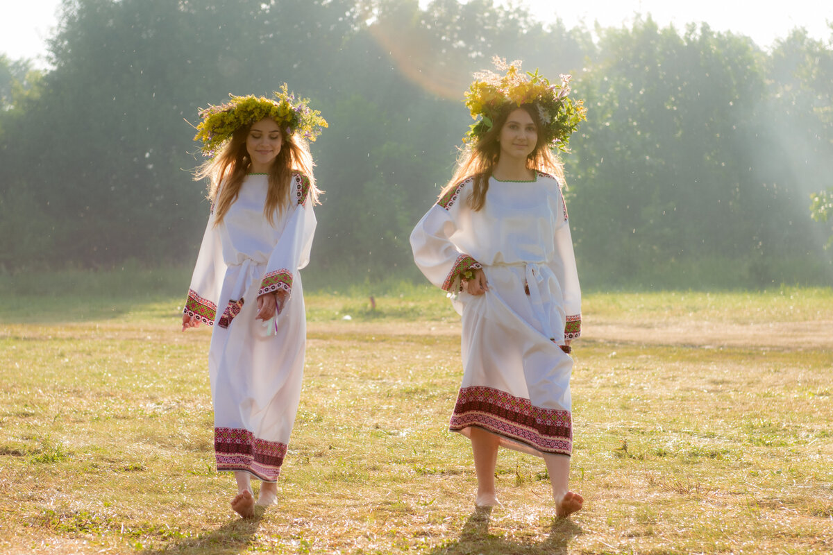 Что делают на ивана купала. Ивана Купала у славян. Фотосессия в стиле Ивана Купала.