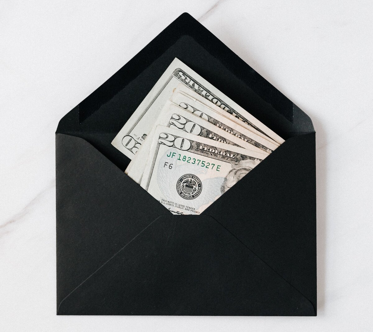 Подушка может выглядеть по-разному. Фото взято с сайта https://www.pexels.com