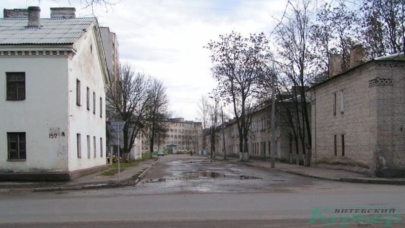 2004 год. Пересечение улиц Мира и Чапаева. Фото: Сергей Мартинович