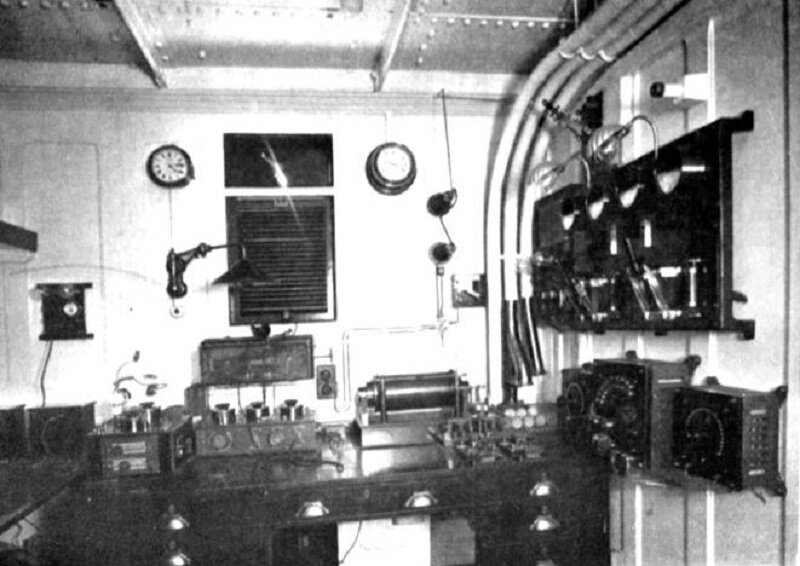 Радиорубка «Олимпика». Такая же была и на «Титанике»