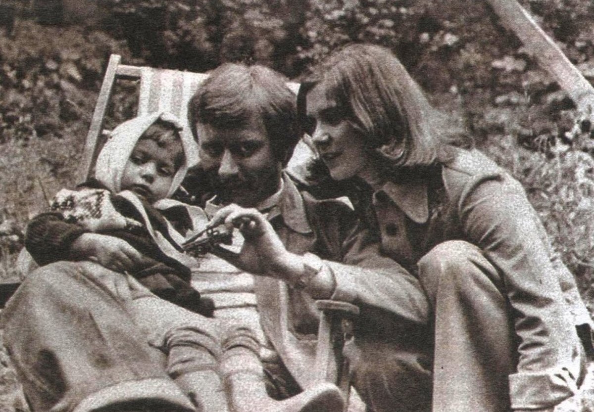 Андрея Миронов, Лариса Голубкина и их дочь