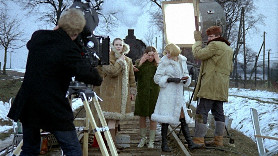 кадр из фильма "Все на продажу"