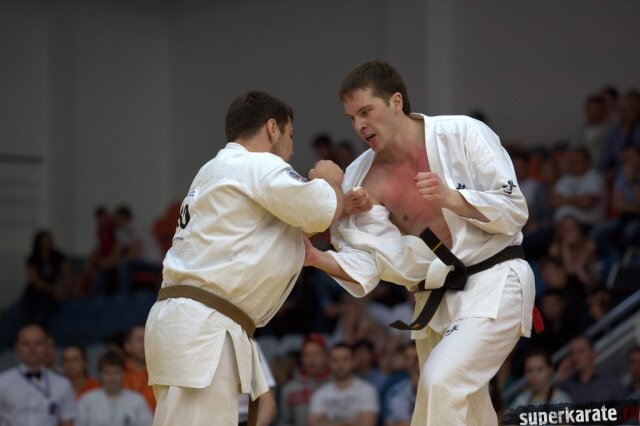 Фото с сайта https://superkarate.ru/news/akr/5986-akr-kyokushin-video.html