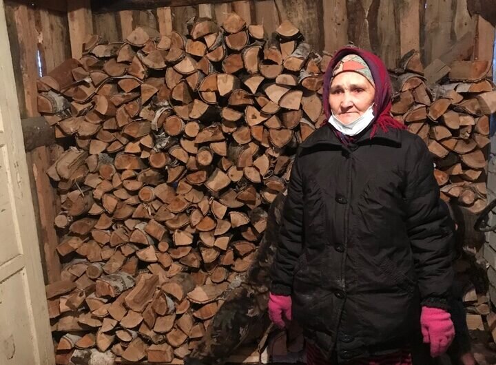 Зюльфира Ильясова поблагодарила волонтеров за помощь. Фото: предоставлено благотворительным фондом «Мечта».