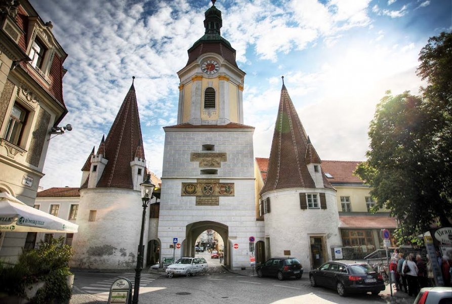 Кремс на дунае австрия. Кремс австрия достопримечательности. Вена-кремс. Krems an der donau, австрия. Кремс-ан-дер-донау.