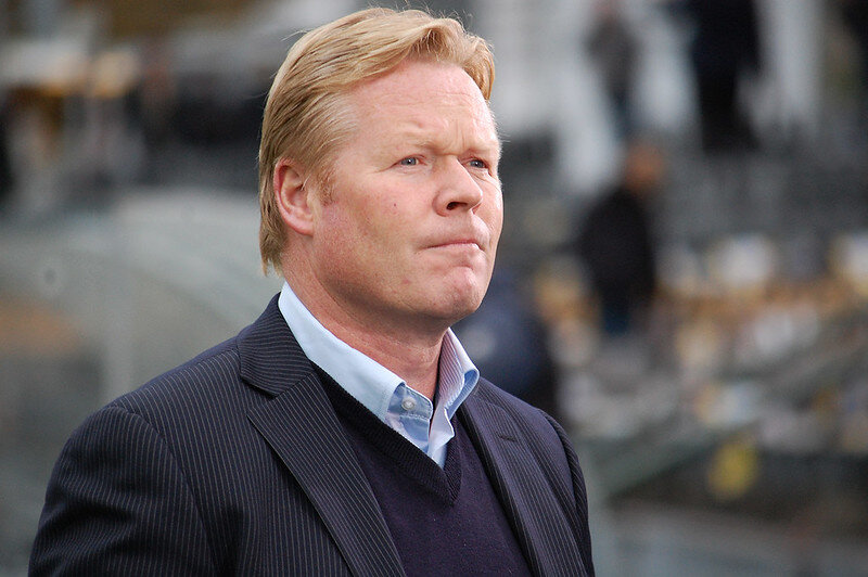 Рональд Куман был тренером многих именитых клубов (Бенфики, ПСВ, Фейеноорда, Аякса и др.) и даже сборной Голландии. Теперь же стоит у руля Барселоны.