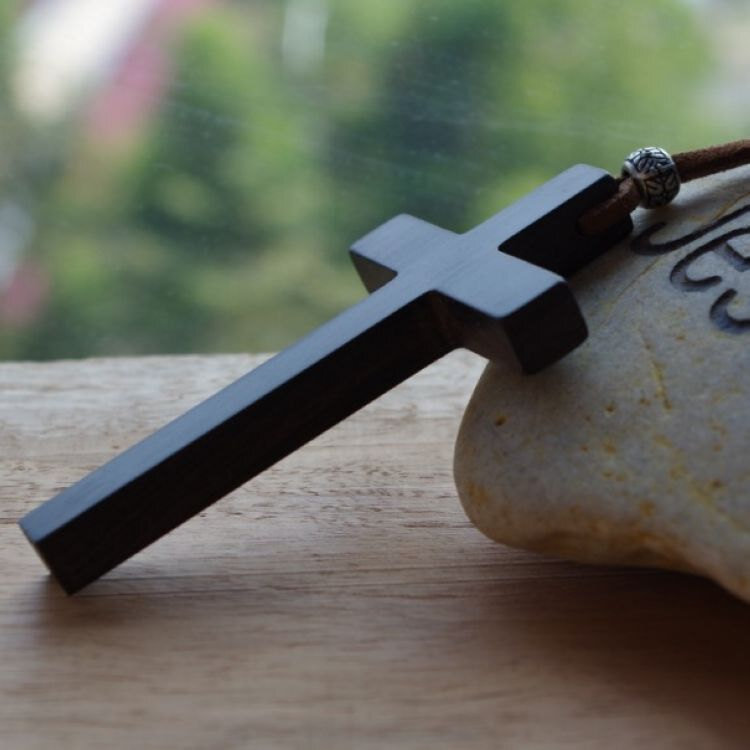 У каждого свой крест - говорила маме Сашеньке, тогда он еще не был Александров Павловичем, всеми уважаемым деканом кафедры лингвистики ведущего Советского Университета