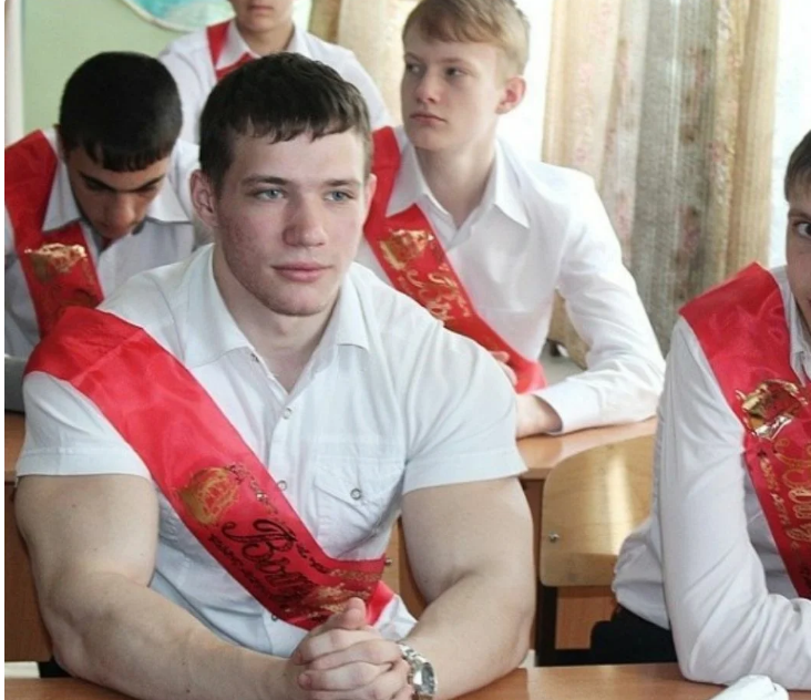 Так он выглядел в свои 16