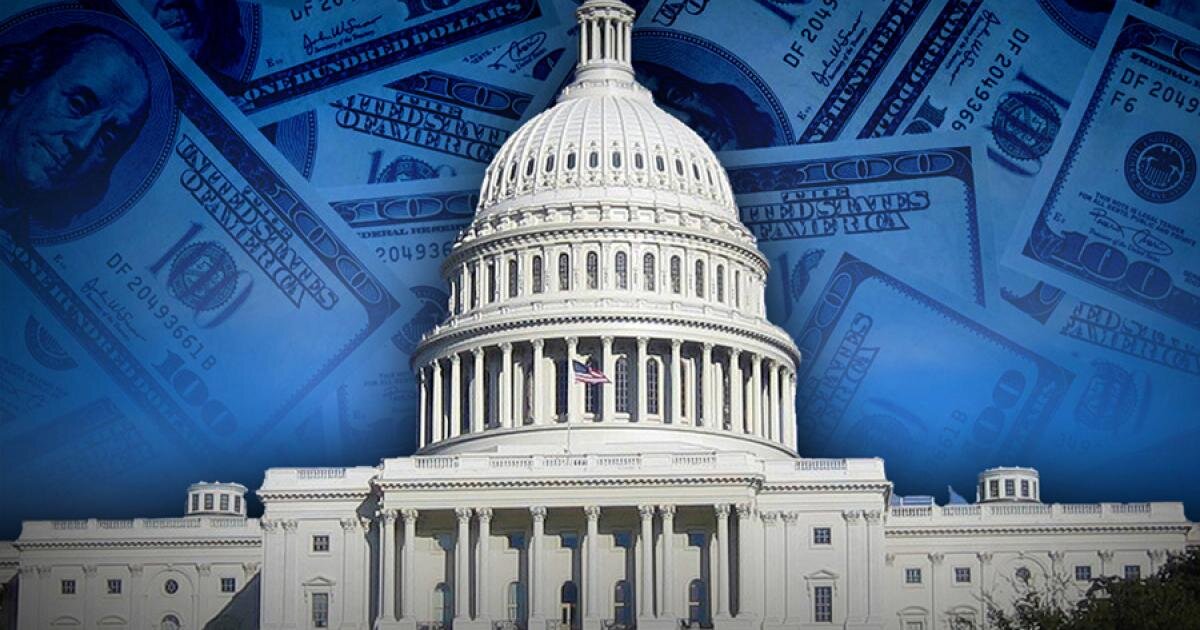 Если ставки по UST будут расти, как в прогнозе, госдолг США удвоится намного раньше, чем через 30 лет
