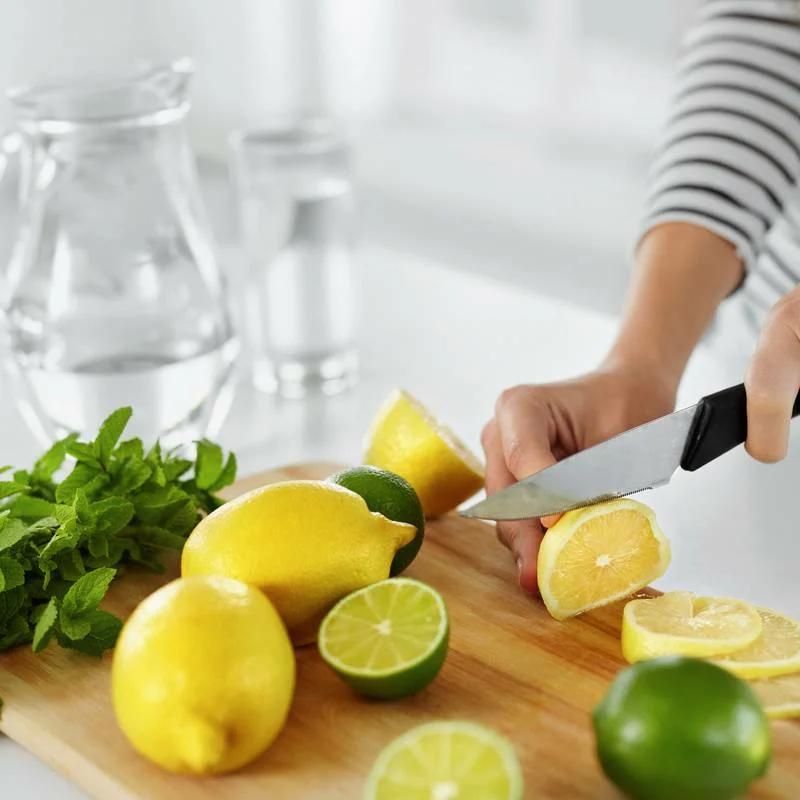 Преимущества лимонной воды, о которых Вы даже не догадывались 