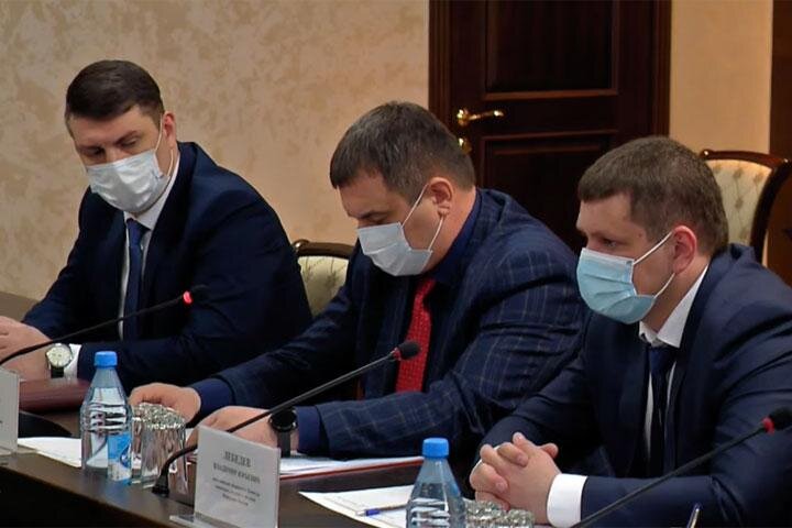 Стоп-кадр с заседания правительства РХ 