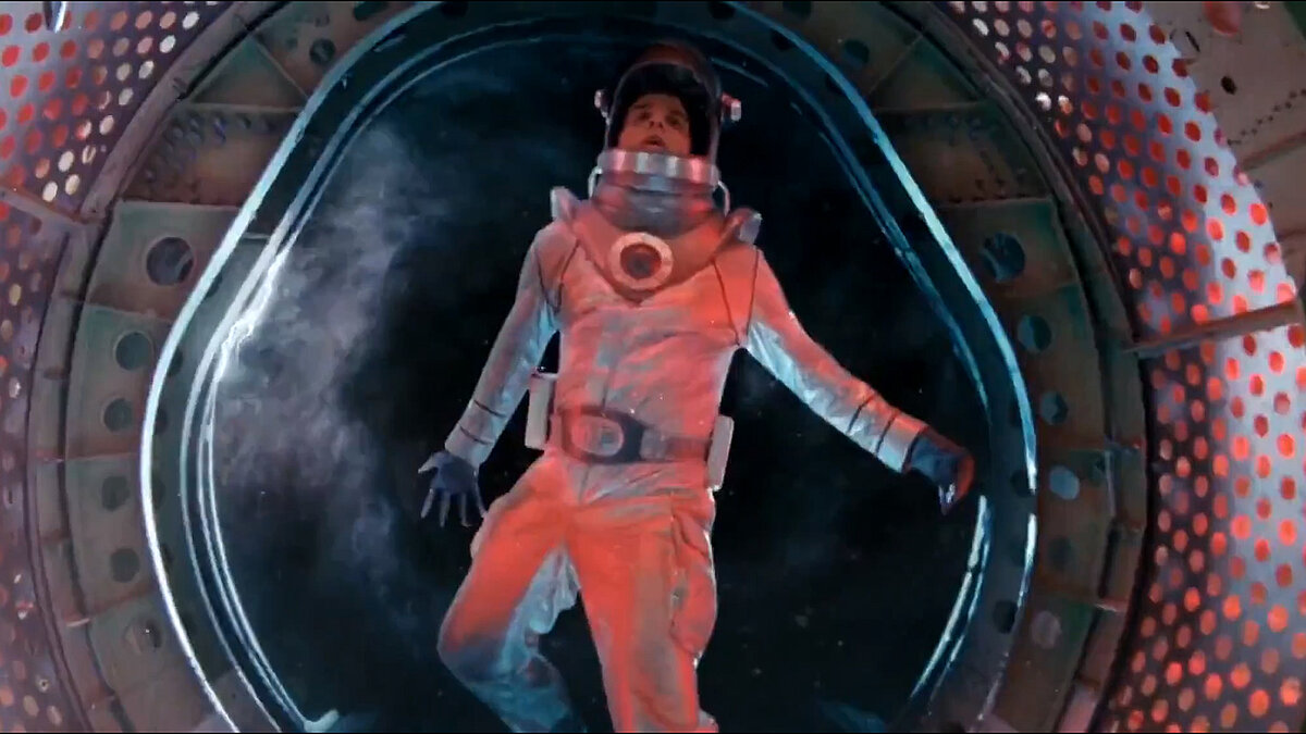 кадр из фильма "Человек будущего"