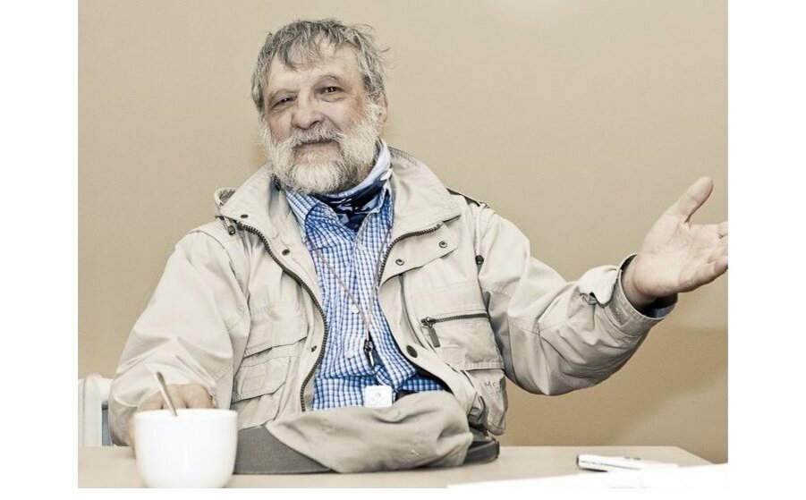 Олег Осетинский ( фото с pics.ru)