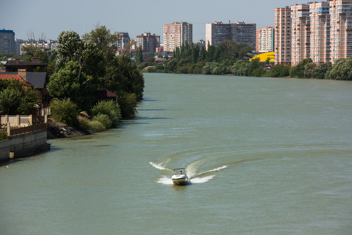 Река Кубань в Краснодаре