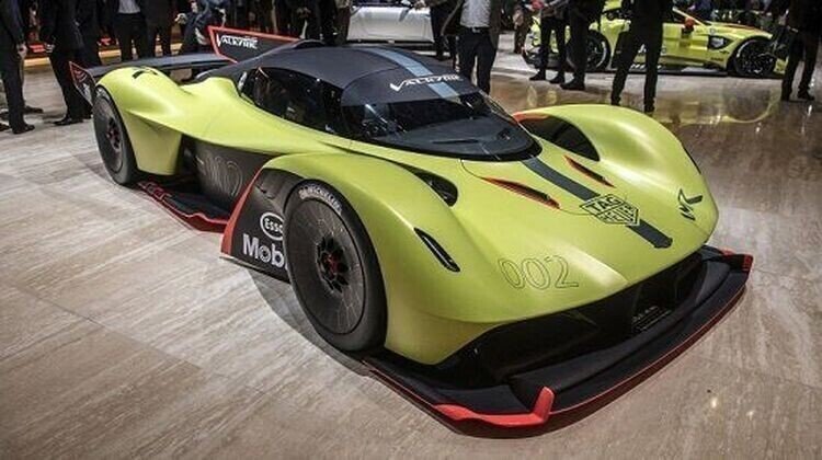 6 место — Aston Martin Valkyrie