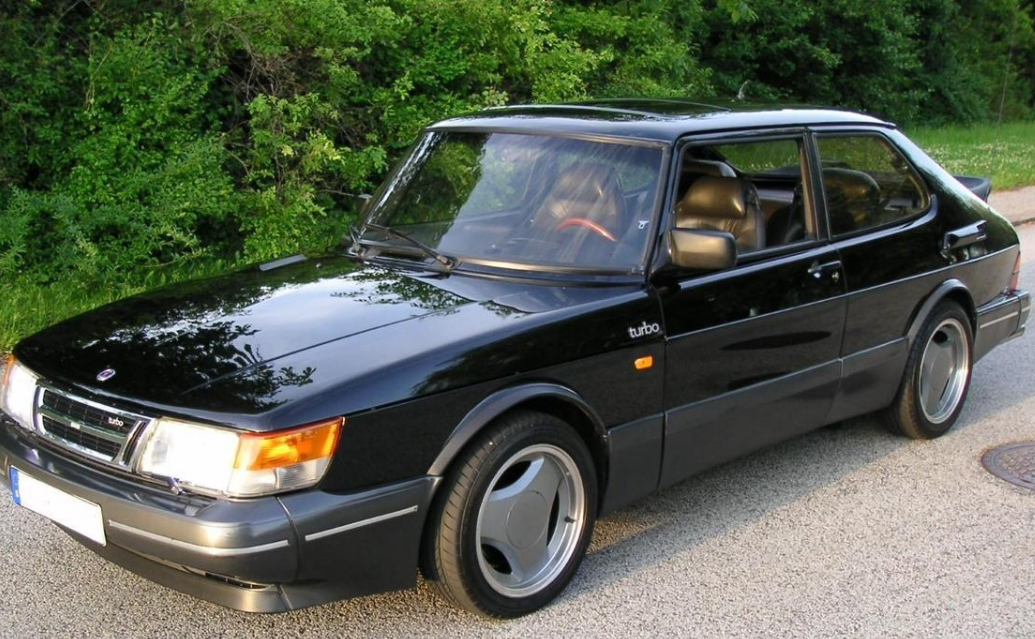 Saab 900 Aero