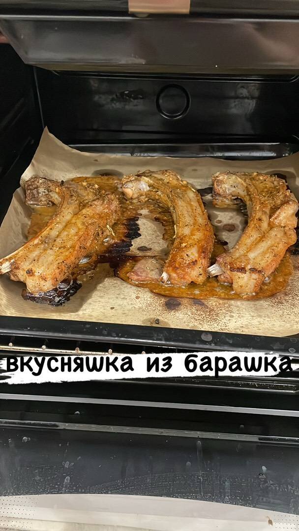 Говяжьи ребрышки с картошкой, запеченные в пакете