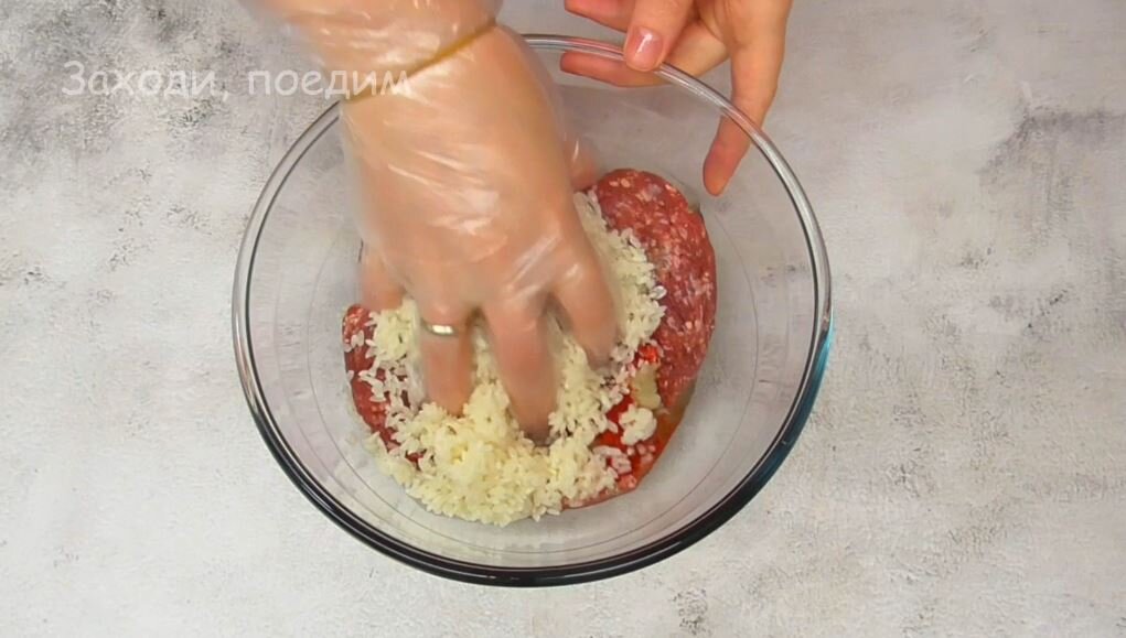 Суп с куриными фрикадельками и рисом - рецепт с фото