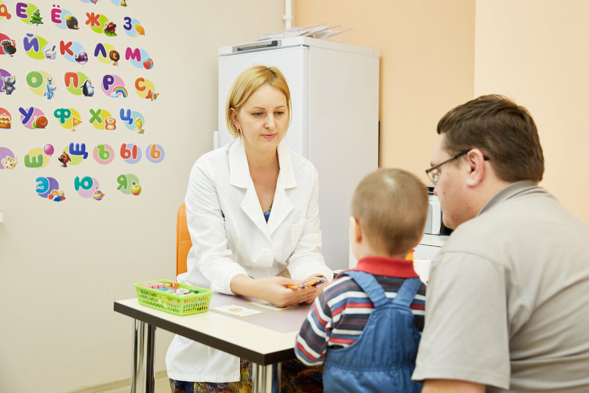 В последнее время врачи-педиатры и детские неврологи отмечают неуклонный рост числа детей с задержкой речевого развития. Как же сделать так, чтобы маленький "молчун" заговорил?