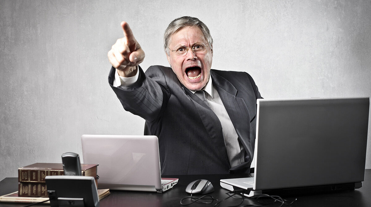 орать на сотрудников и поливать их грязью мы умеем, а быть людьми - уже нет