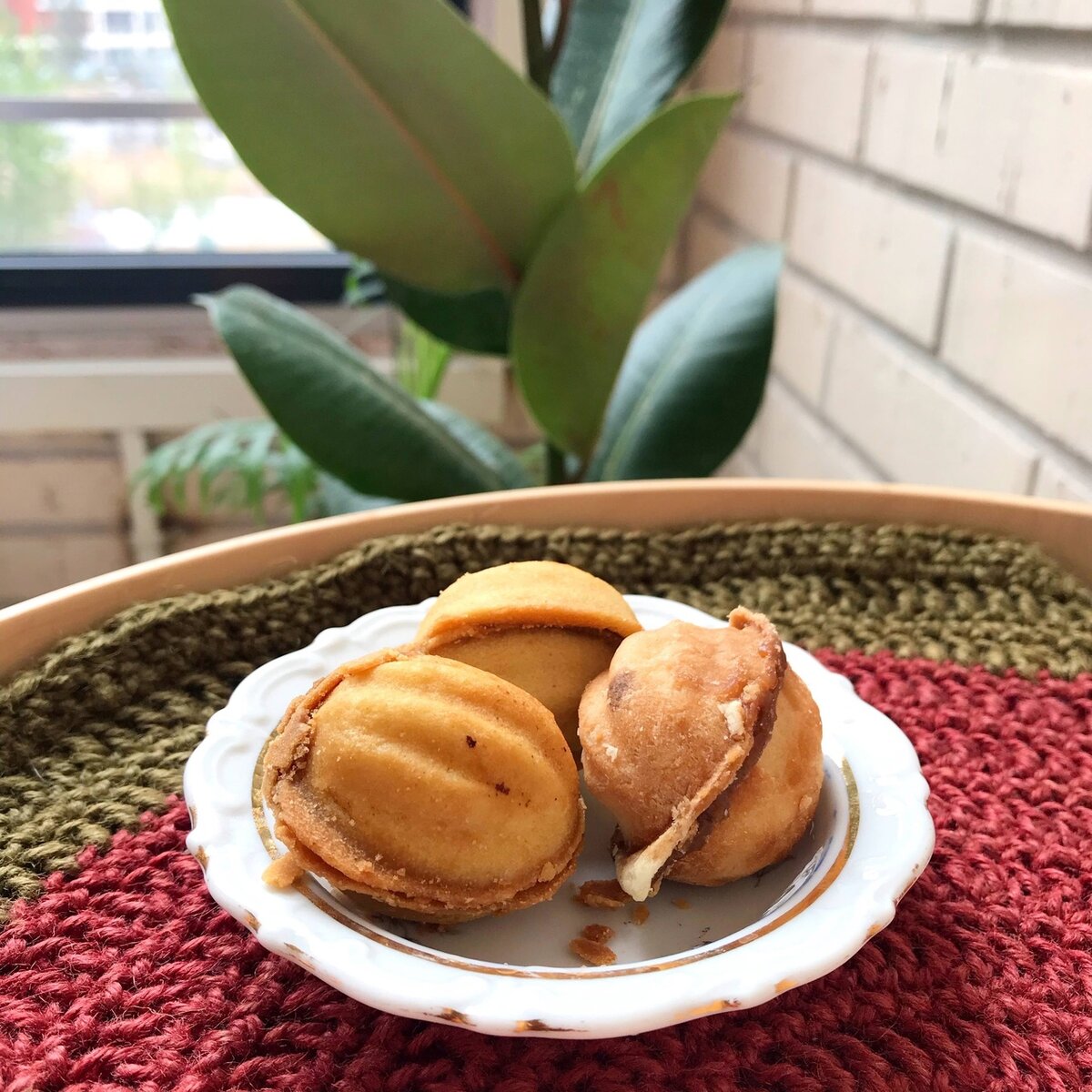 Орешки со сгущёнкой