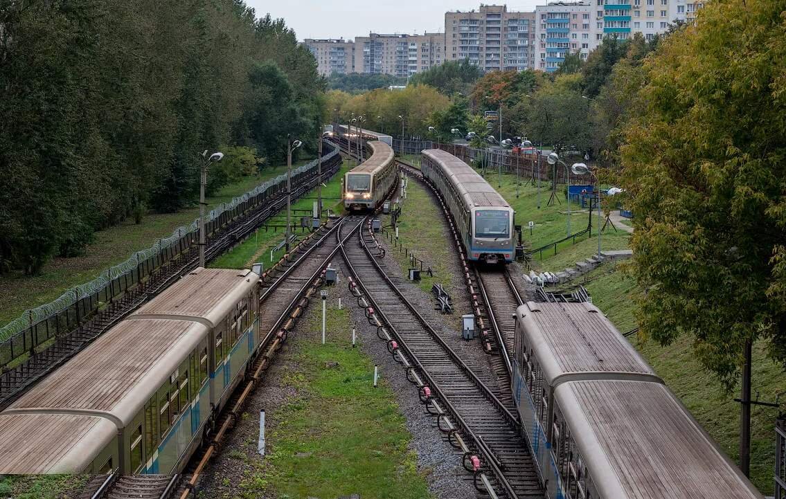 13 наземных участков метро Москвы, где поезда выходят на поверхность |  Уголок урбаниста | Дзен