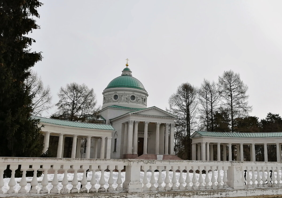 Что сейчас делается в Архангельском, куда пускают и стоит ли вообще туда  ехать | Поликсена Торопецкая | Дзен