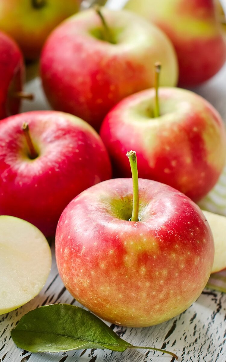 Яблоки