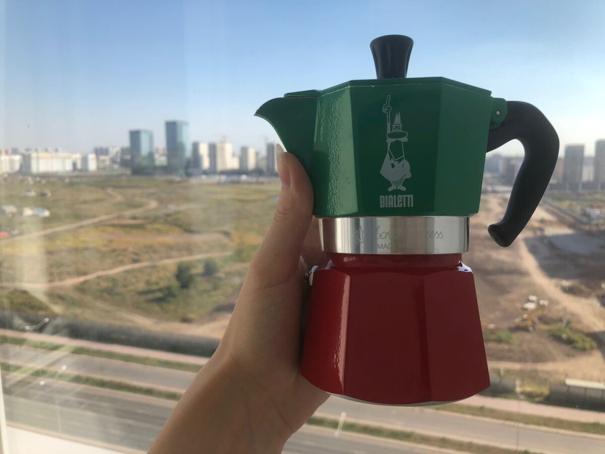 Гейзерная кофеварка биалетти