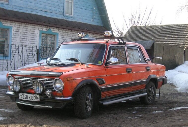 lada 21011