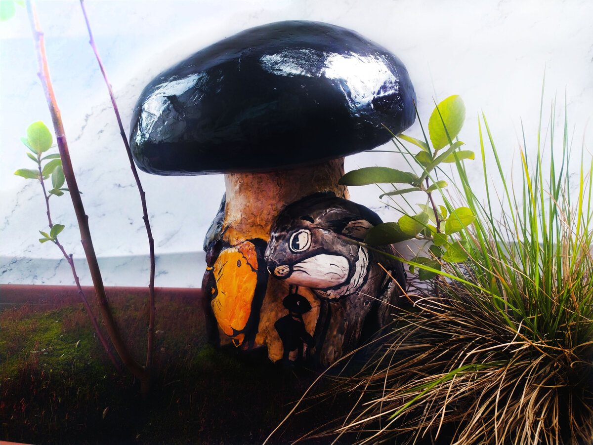 Садовая статуэтка