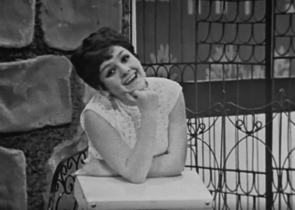 Кадр из "Голубого огонька" 1968 года