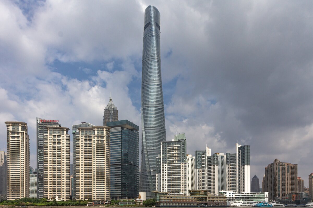 © Stefan Fussan / CC BY-SA 3.0 (Shanghai Tower (632 м) – самый высокий небоскреб Китая) 