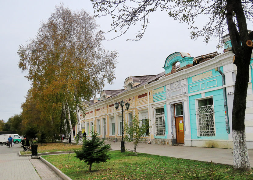 Уссурийск видео города. Уссурийск. Старый центр города Уссурийска. Городское училище Уссурийск. Уссурийск исторические здания.