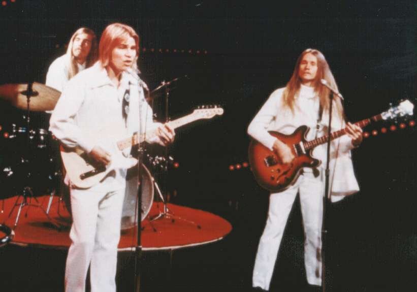 Меррелла называют новатором практически во всех стилях, где он успел поработать: серфа, гаражаного и психоделического рока. 