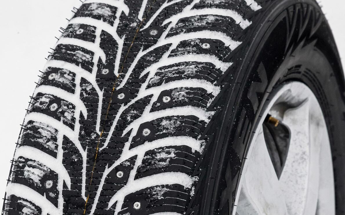 Брекер модели дополнен синтетическим кордом для максимально эффективной управляемости автомобилем, который теперь ведет себя предсказуемо и быстро откликается на команды руля даже в сложных дорожных ситуациях. Компаунд шины также претерпел изменения - теперь резиновая смесь прекрасно выдерживает не только низкие температуры и температурные перепады, но и колебания в районе 0 градусов.