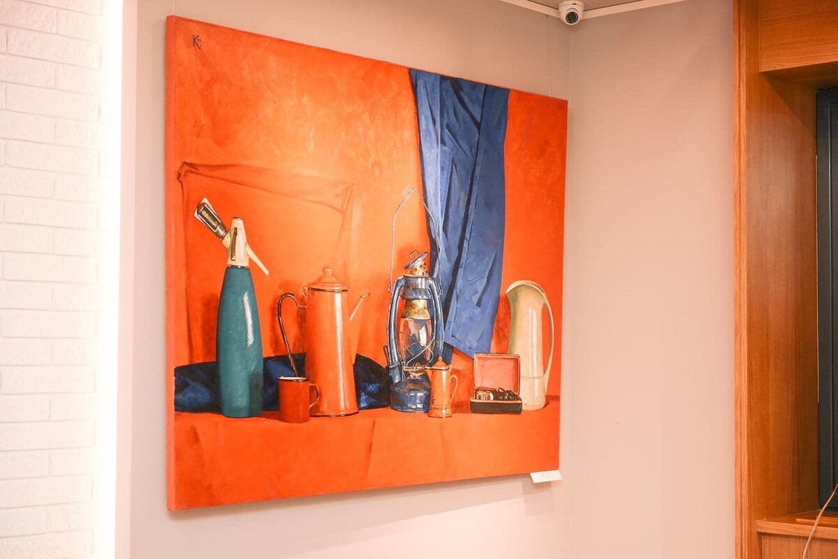 Константин Грачев "Натюрморт на красном"