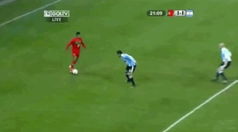 Голы Роналду и Месси в товарищеском матче в 2011