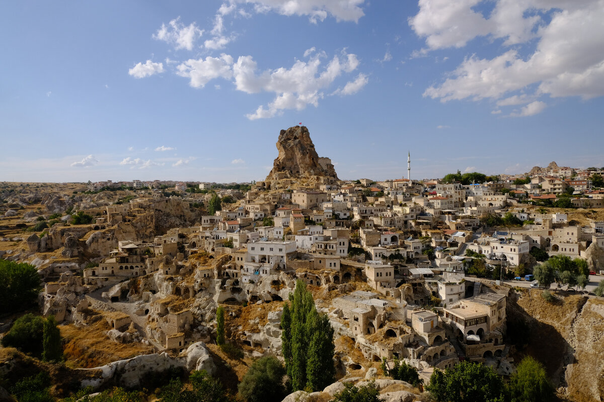 Учхисар - гора-крепость.