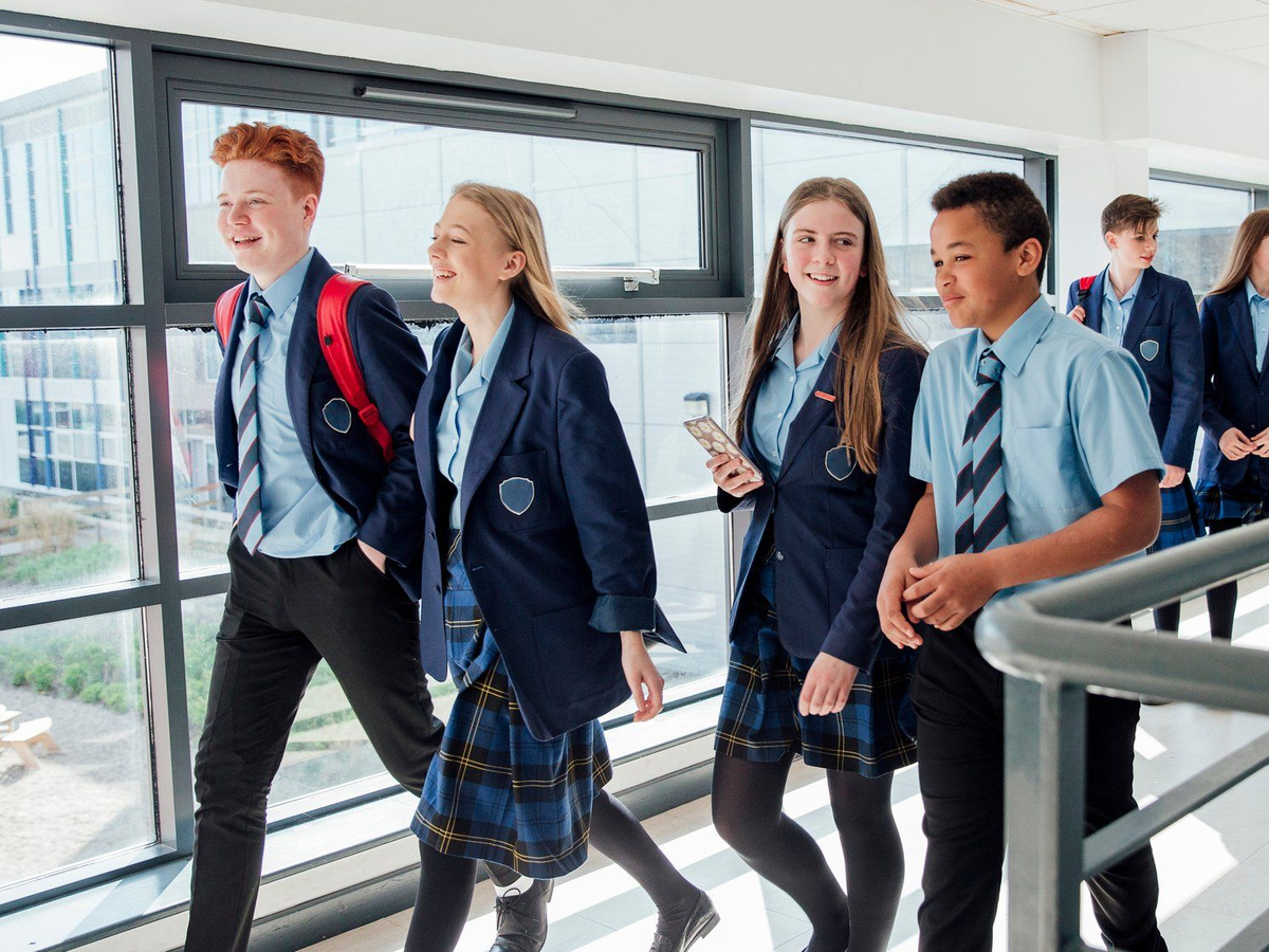 презентация на тему школьная форма. школа 1 новоалтайск. зачем учиться в школе. зачем дети учатся в школе. чему учат в школе.