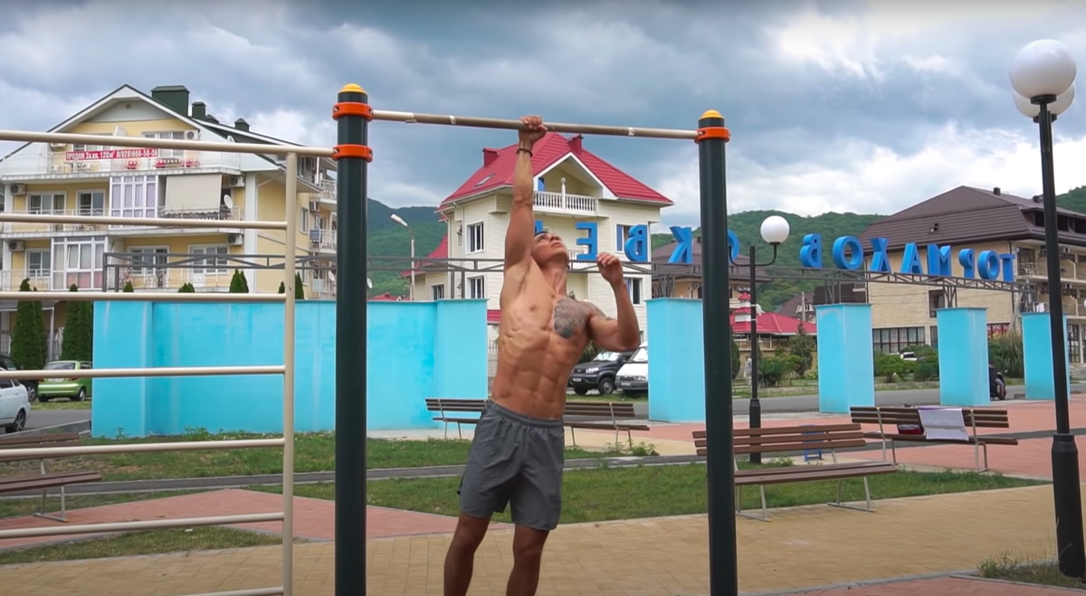 Начинаем с мощного силового упражнения
