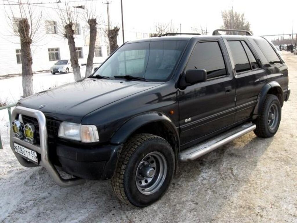 Автомобиль не поражает внешностью и габаритами, но при должном стайлинге может выглядеть интересно. На самом деле, автомобиль был очень популярен из-за своей надежности, рамной конструкции и дешевой стоимости.