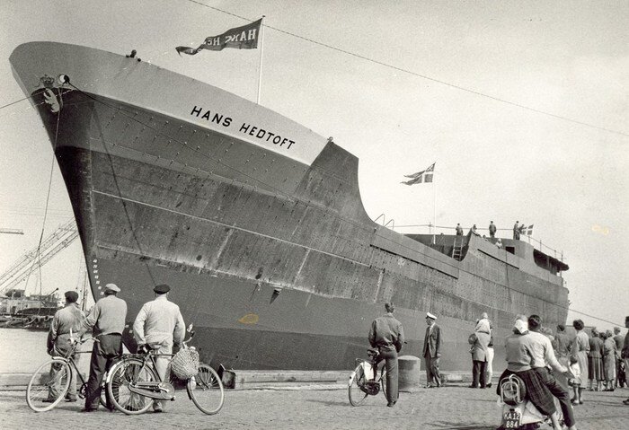 Строительство ледокола "Ханс Хеттофт"