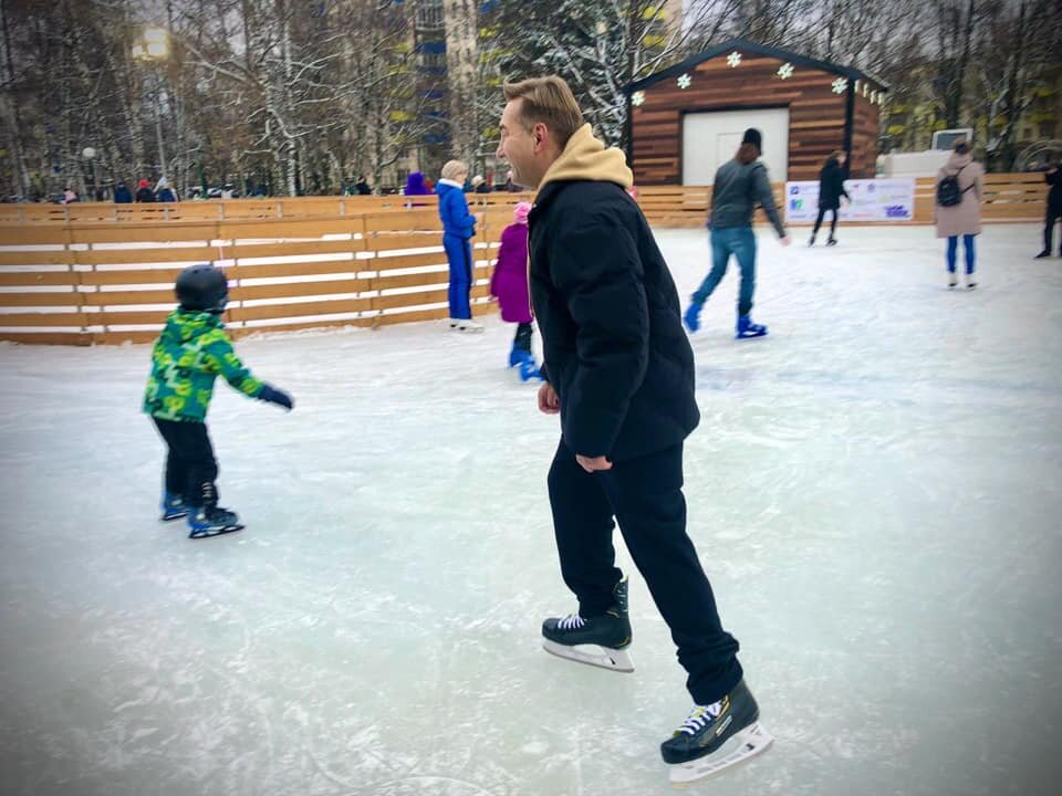 Дмитрий Кайгородов на катке