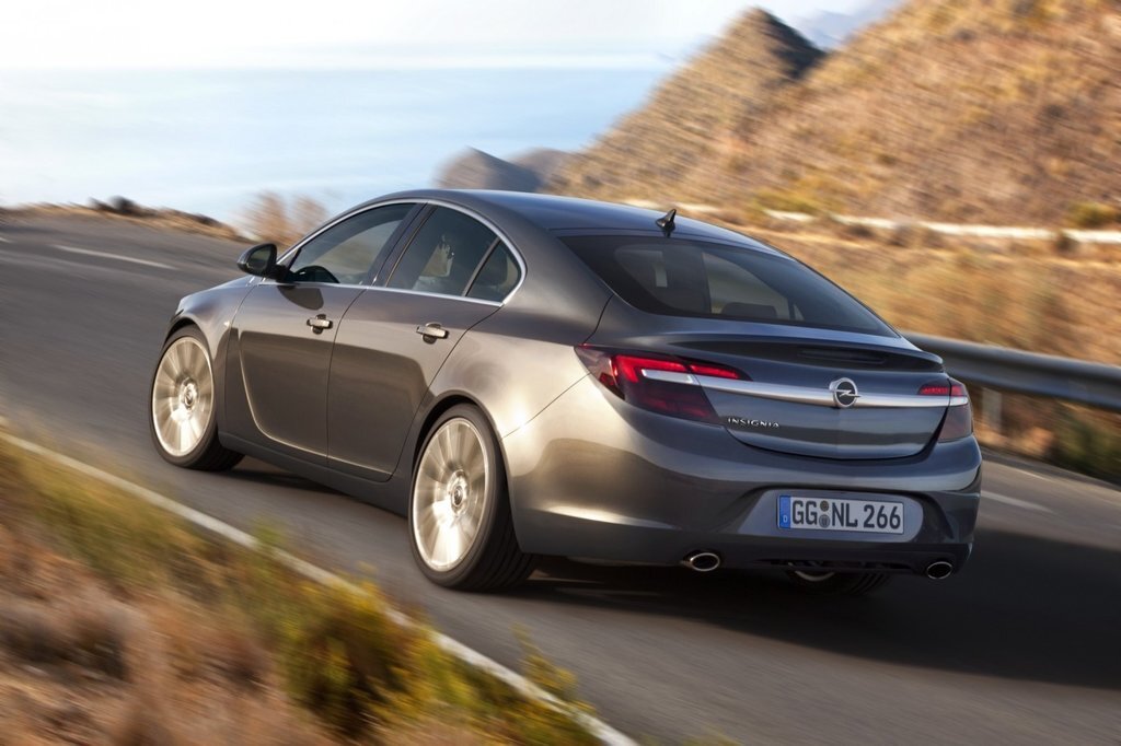 Opel Insignia 2013-2017: почему я считаю ее лучшим выбором при выборе б/у авто