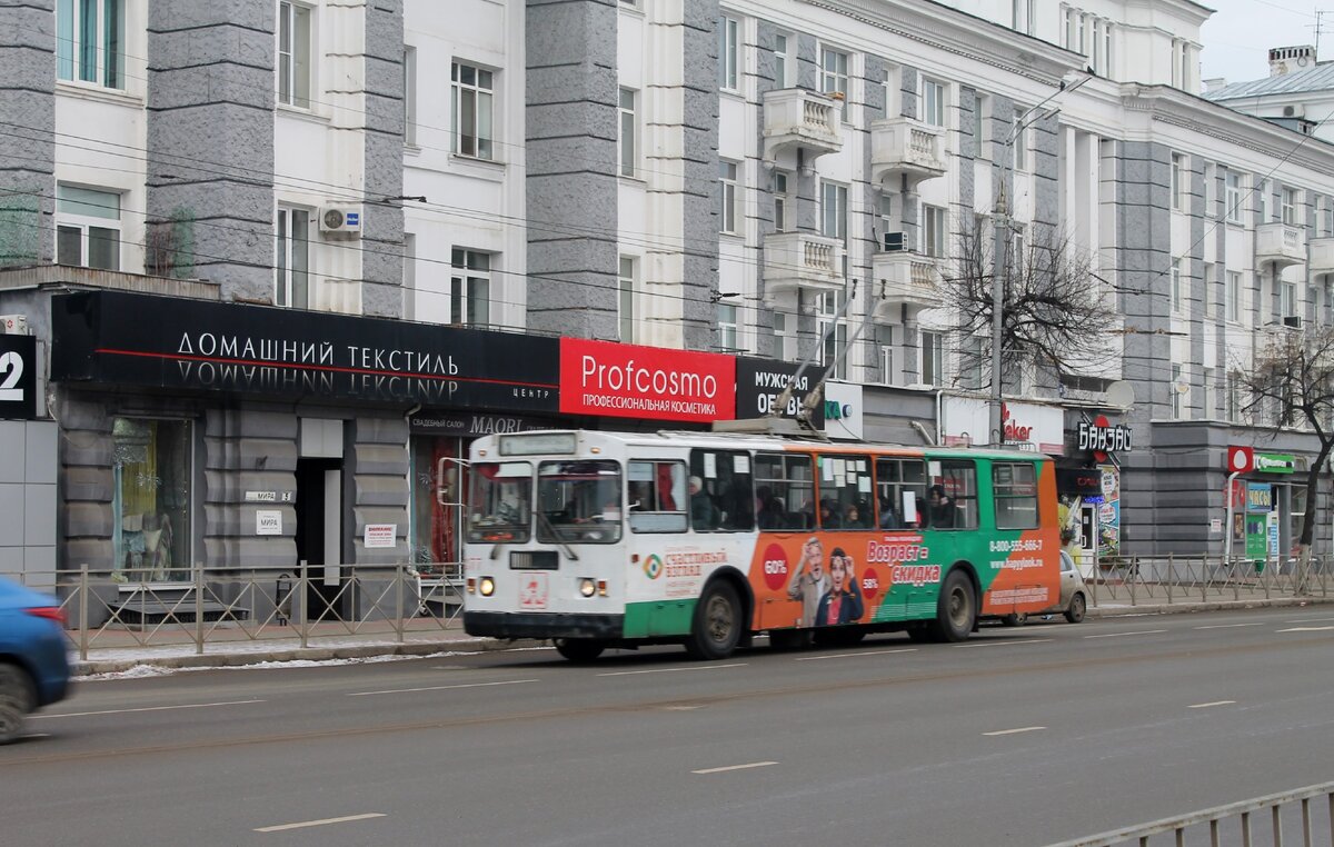 5 января 2020 г., г. Орел, Московская улица, троллейбус ЗиУ-682Г-016 [Г0М]