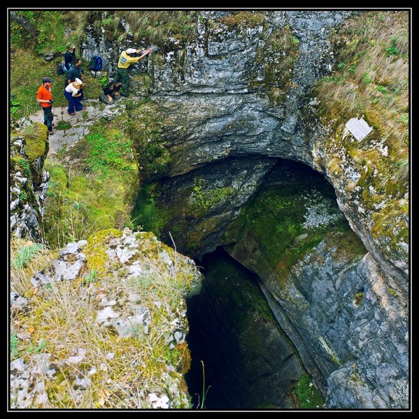 Вход в пещеру