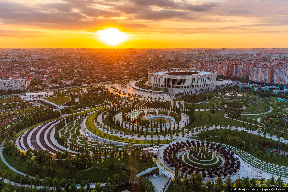 Галицкий Краснодар. Парк в России Галицкого. Парк Краснодар. Площадь парка Галицкого в Краснодаре.